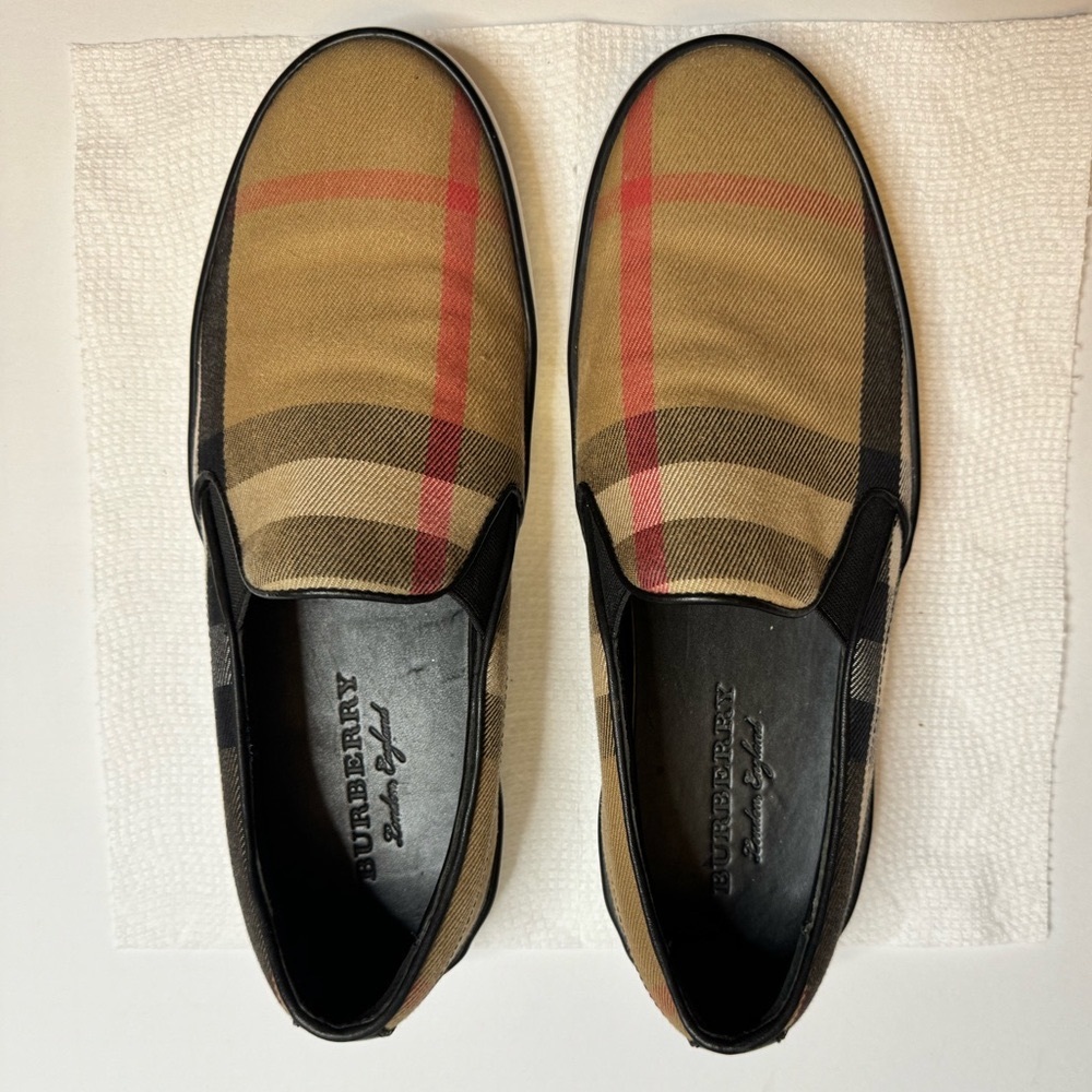 Burberry shoes